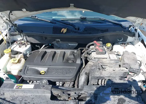 2014 Jeep Compass Sport из США, поврежденный, VIN 1C4NJDBB3ED567599